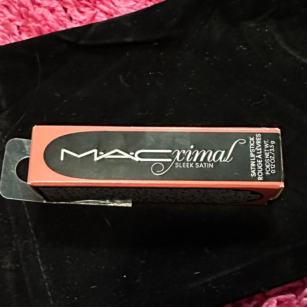MAC Cosmetics Ximal Sleek Satin Lipstick - Vibrant Red